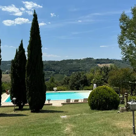 فيلة Magical Umbrian With Pool - Inborgo