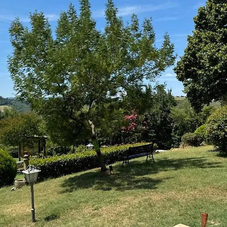 فيلة Magical Umbrian With Pool - Inborgo *